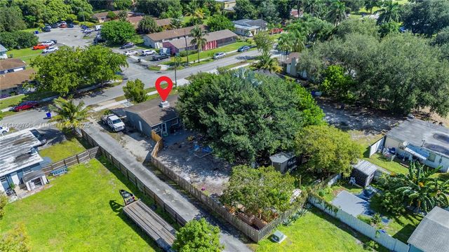 5724 Mckinley St, Hollywood, FL 33021