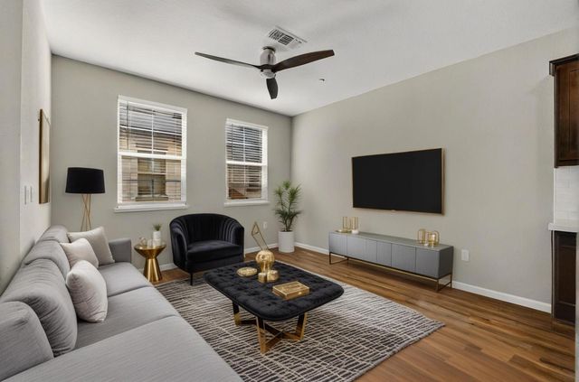 2945 Toulouse Walk, Sacramento, CA 95834