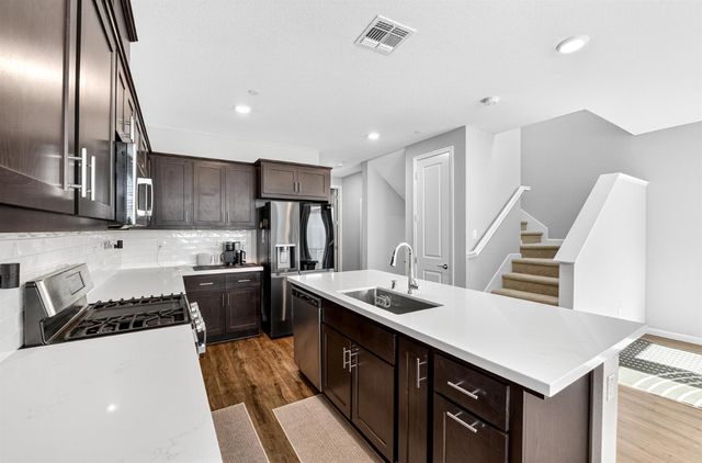 2945 Toulouse Walk, Sacramento, CA 95834