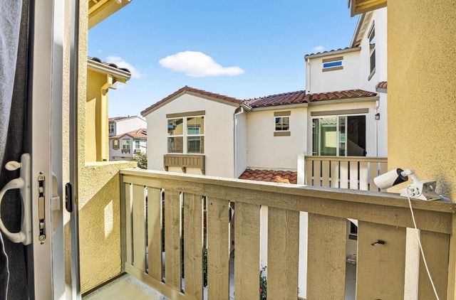 2945 Toulouse Walk, Sacramento, CA 95834