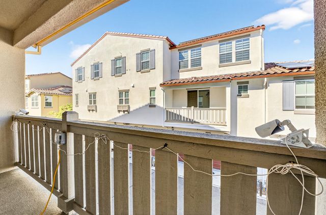 2945 Toulouse Walk, Sacramento, CA 95834