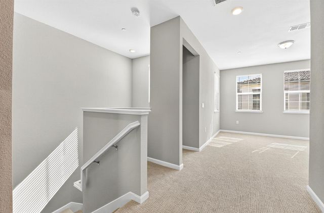 2945 Toulouse Walk, Sacramento, CA 95834