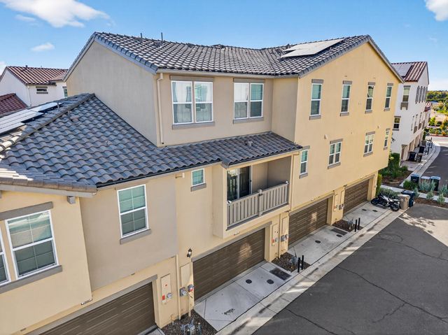 2945 Toulouse Walk, Sacramento, CA 95834