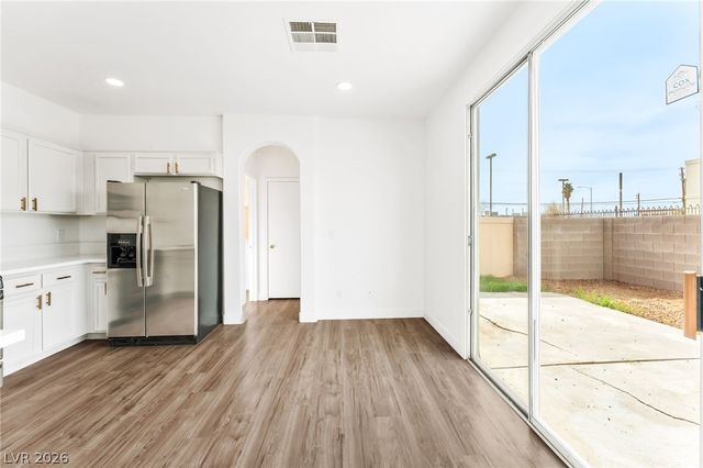 913 Jade Plant Street, Las Vegas, NV 89106