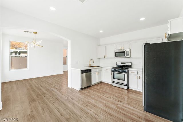 913 Jade Plant Street, Las Vegas, NV 89106