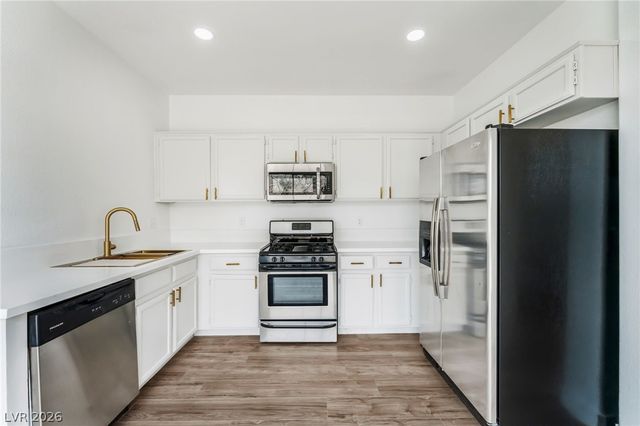 913 Jade Plant Street, Las Vegas, NV 89106