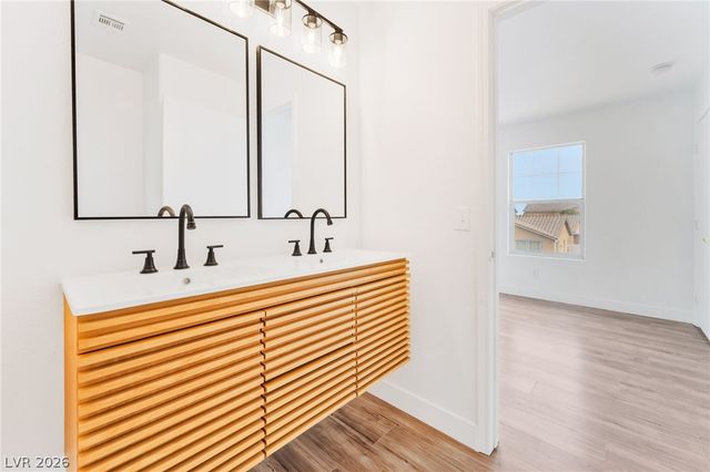 913 Jade Plant Street, Las Vegas, NV 89106