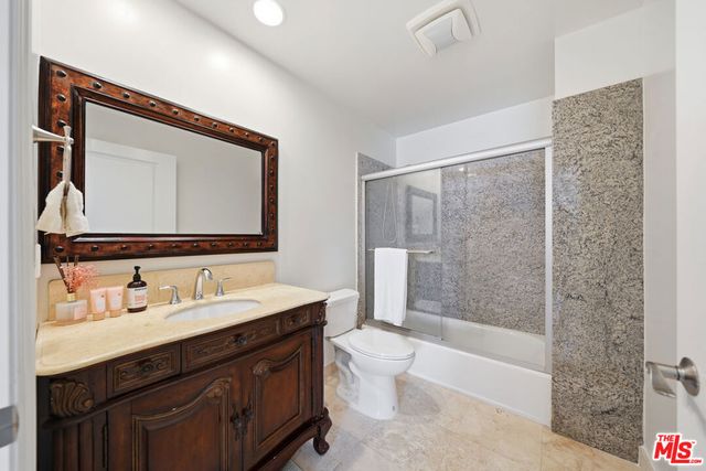 722 S Oxford Avenue 305, Los Angeles, CA 90005