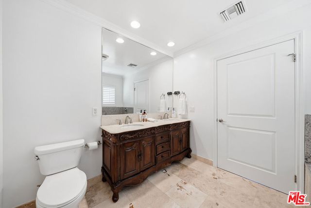 722 S Oxford Avenue 305, Los Angeles, CA 90005
