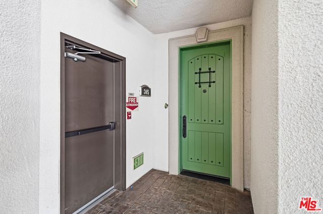 722 S Oxford Avenue 305, Los Angeles, CA 90005
