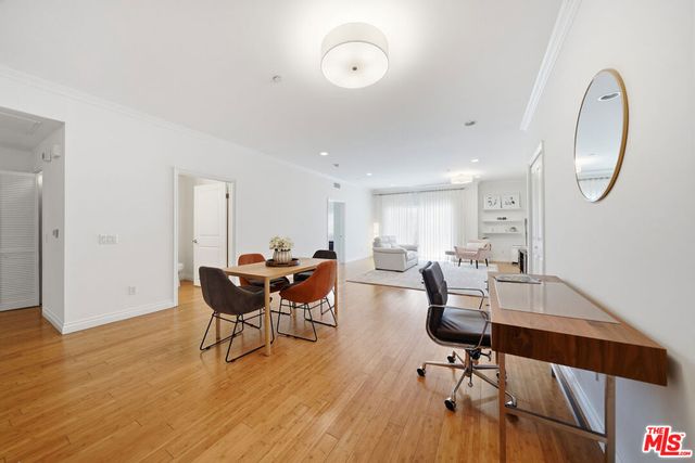 722 S Oxford Avenue 305, Los Angeles, CA 90005
