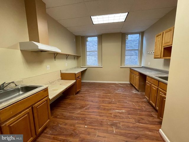 5616-18 GERMANTOWN AVE, Philadelphia, PA 19144