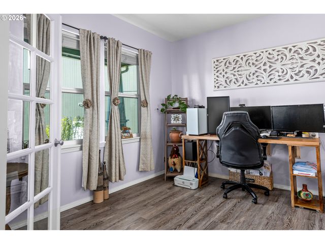 6074 PEBBLE Ct, Springfield, OR 97478