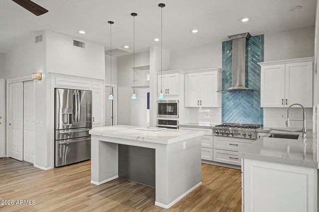 22103 N TOURNAMENT Drive, Sun City West, AZ 85375