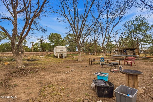 11540 Valle Palos Verdes Drive, Socorro, TX 79927