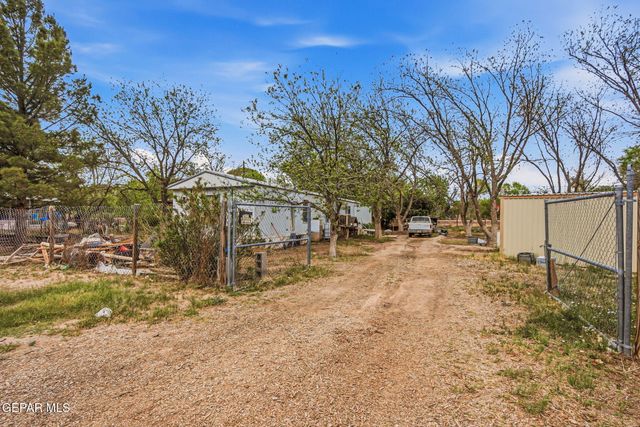 11540 Valle Palos Verdes Drive, Socorro, TX 79927