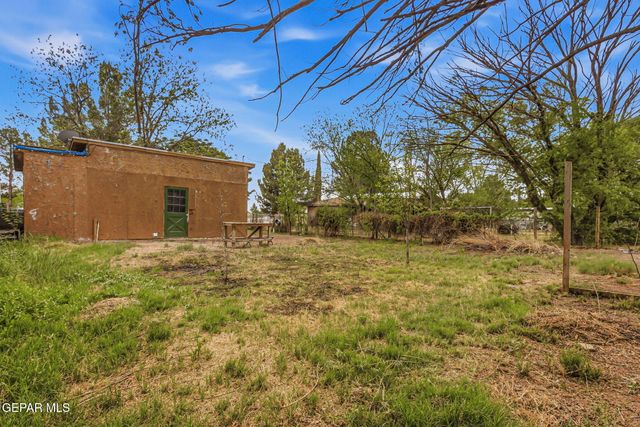 11540 Valle Palos Verdes Drive, Socorro, TX 79927