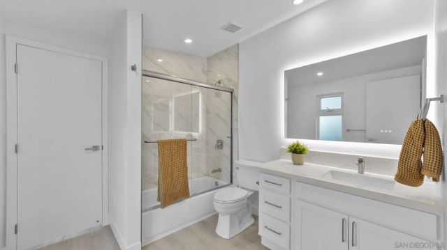 4909 Pacifica, San Diego, CA 92109