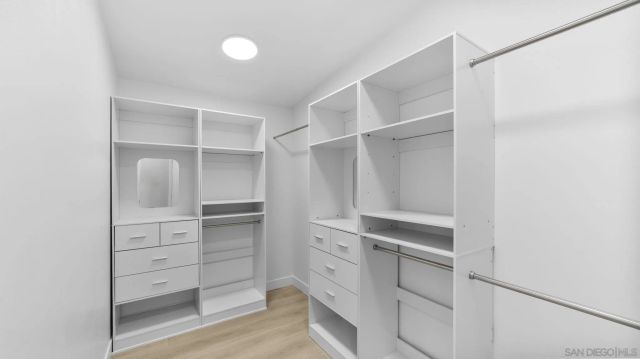 4909 Pacifica, San Diego, CA 92109