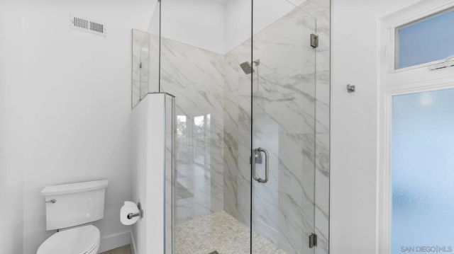 4909 Pacifica, San Diego, CA 92109