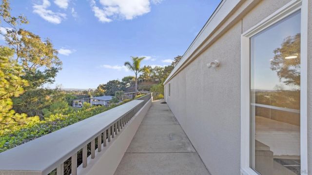 4909 Pacifica, San Diego, CA 92109