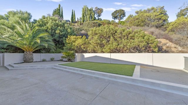 4909 Pacifica, San Diego, CA 92109