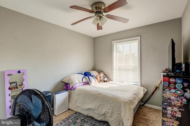 104 BATTENS CIR, Leola, PA 17540