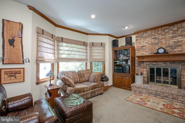 10 STEPHANIE LN, Hamilton, NJ 08691