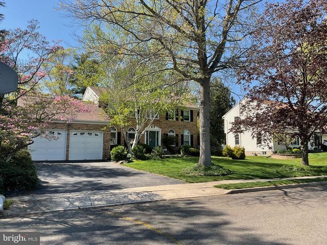 10 STEPHANIE LN, Hamilton, NJ 08691