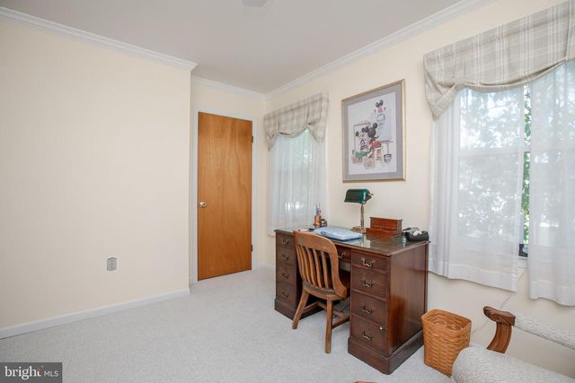 10 STEPHANIE LN, Hamilton, NJ 08691