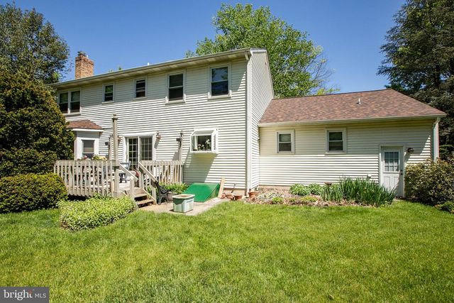 10 STEPHANIE LN, Hamilton, NJ 08691
