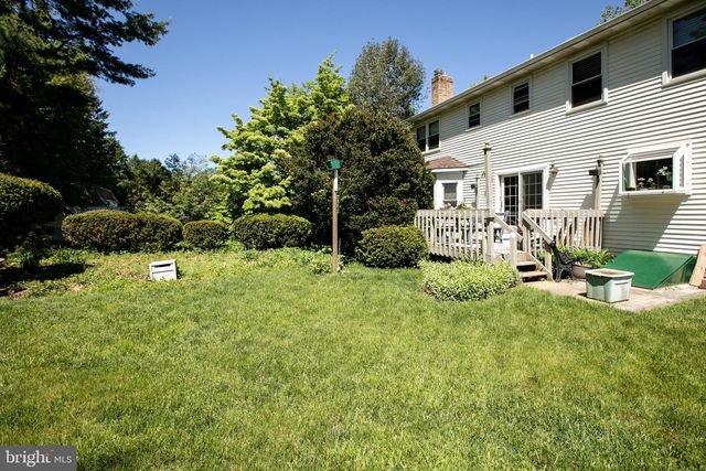10 STEPHANIE LN, Hamilton, NJ 08691