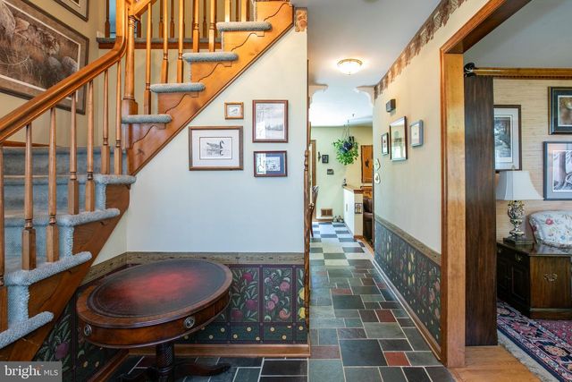 10 STEPHANIE LN, Hamilton, NJ 08691