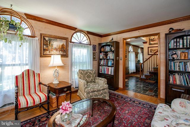 10 STEPHANIE LN, Hamilton, NJ 08691