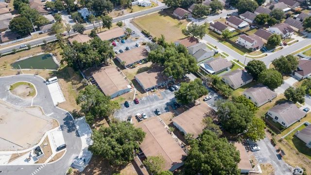 1400 STRAWBERRY PLACE 19, Plant City, FL 33563
