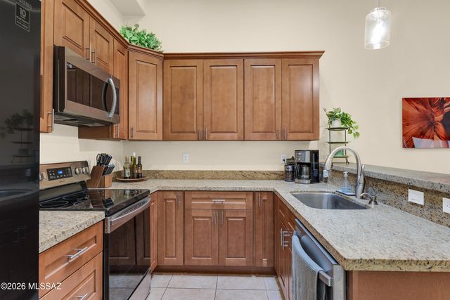 1207 Lombard Way, Tubac, AZ 85646