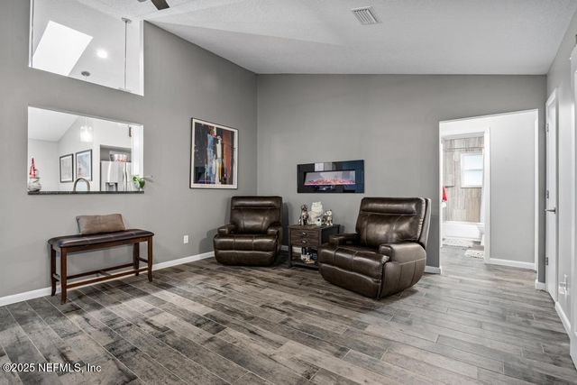 10942 BERKSHIRE Lane, Jacksonville, FL 32225