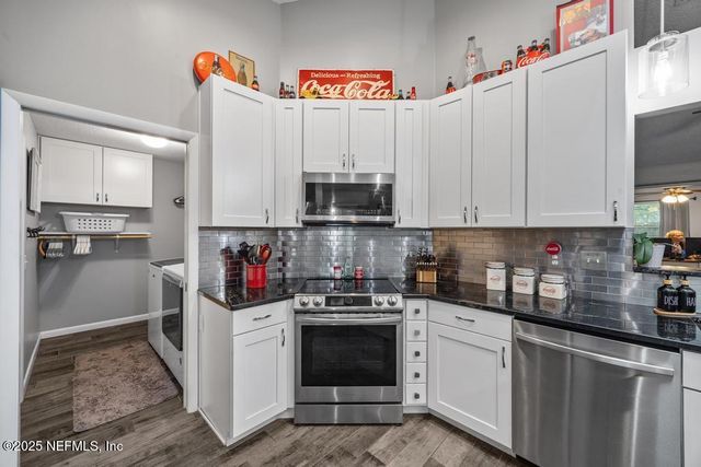 10942 BERKSHIRE Lane, Jacksonville, FL 32225