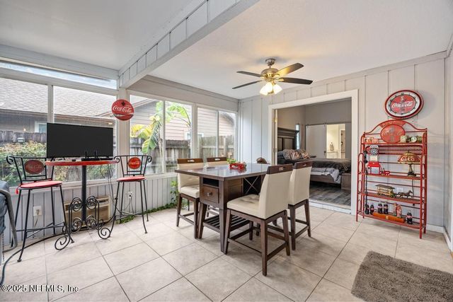 10942 BERKSHIRE Lane, Jacksonville, FL 32225