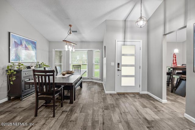 10942 BERKSHIRE Lane, Jacksonville, FL 32225