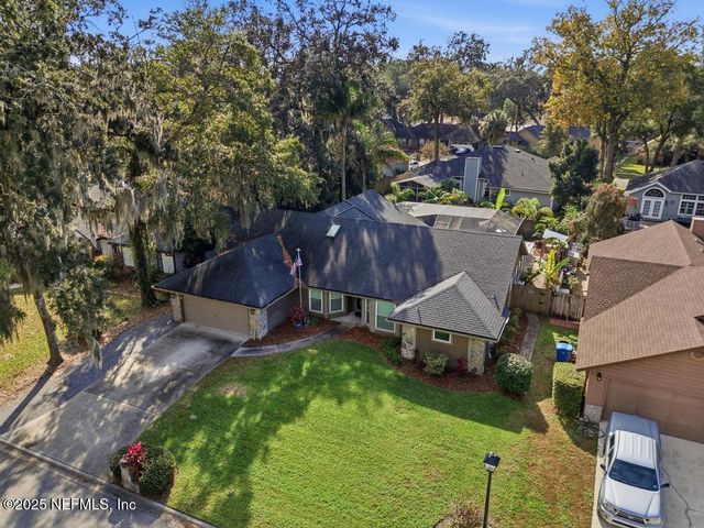 10942 BERKSHIRE Lane, Jacksonville, FL 32225