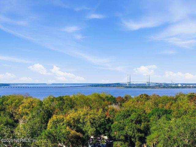 10942 BERKSHIRE Lane, Jacksonville, FL 32225