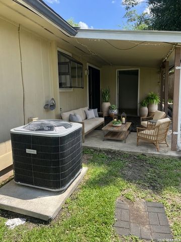 128 Green Meadows, Boerne, TX 78006
