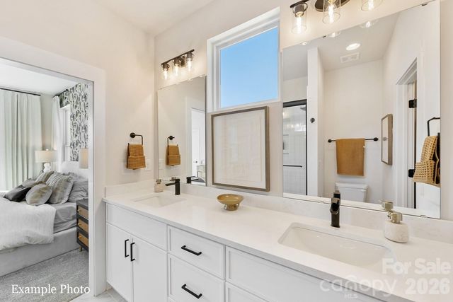 134 Red Azalea Lane 23, Charlotte, NC 28217