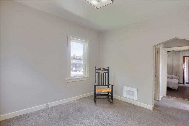1550 Glenn Way, Stowe Twp, PA 15136