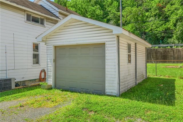 1550 Glenn Way, Stowe Twp, PA 15136