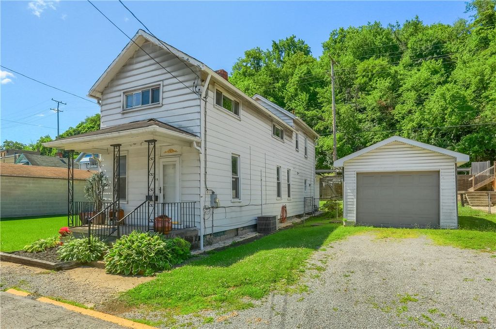 1550 Glenn Way, Stowe Twp, PA 15136