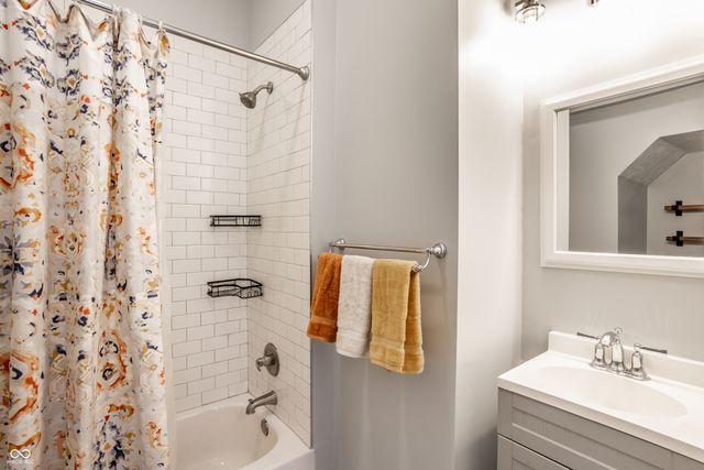 2915 Guilford Avenue, Indianapolis, IN 46205