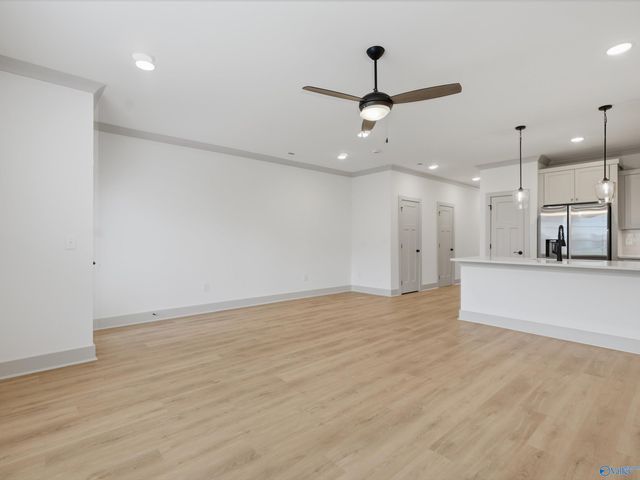 6 Whispering Oaks SW 23, Huntsville, AL 35824