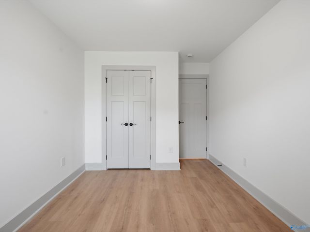 6 Whispering Oaks SW 23, Huntsville, AL 35824